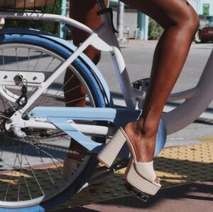 Larroudé Dolly Heels In Natural Raffia